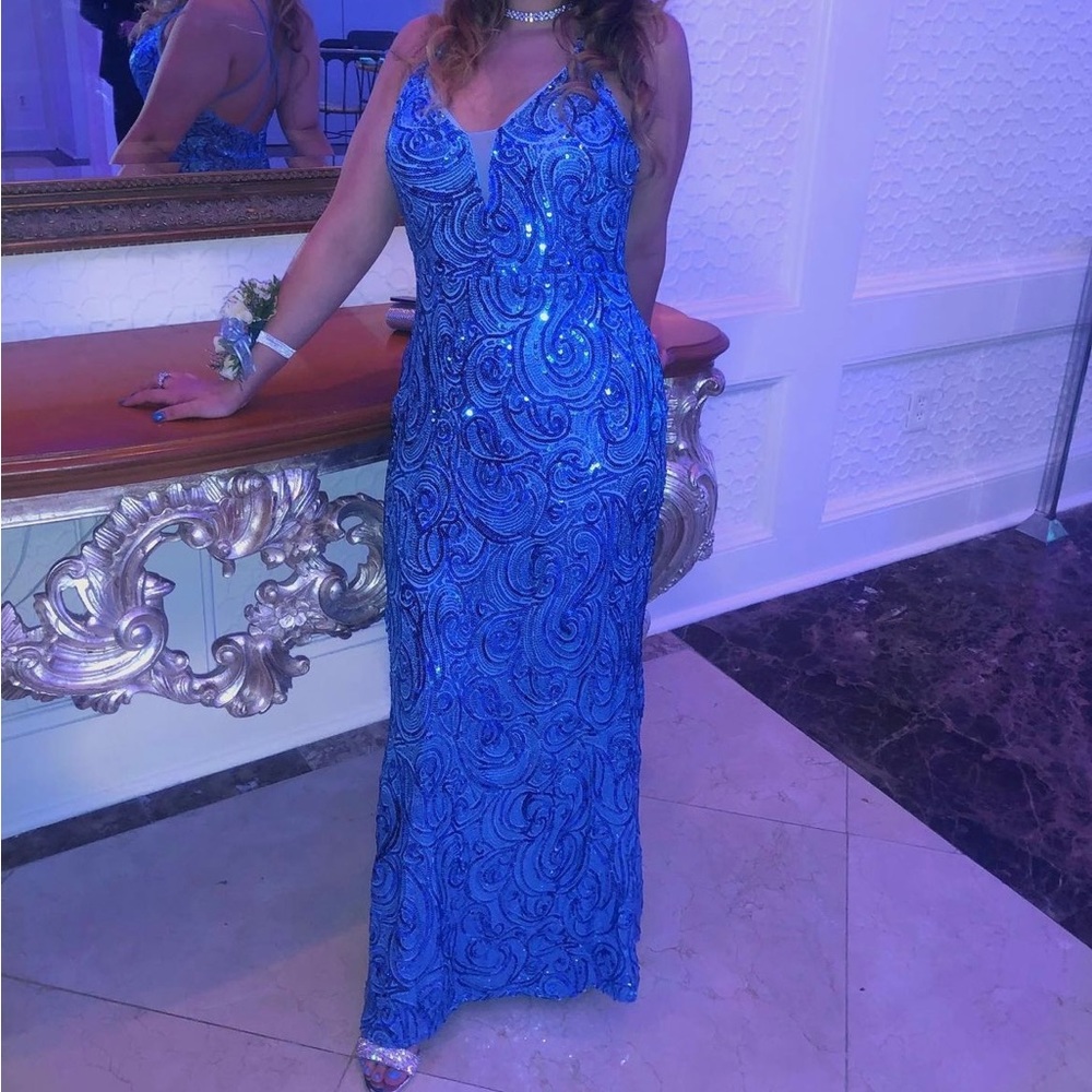 PROM DRESS
